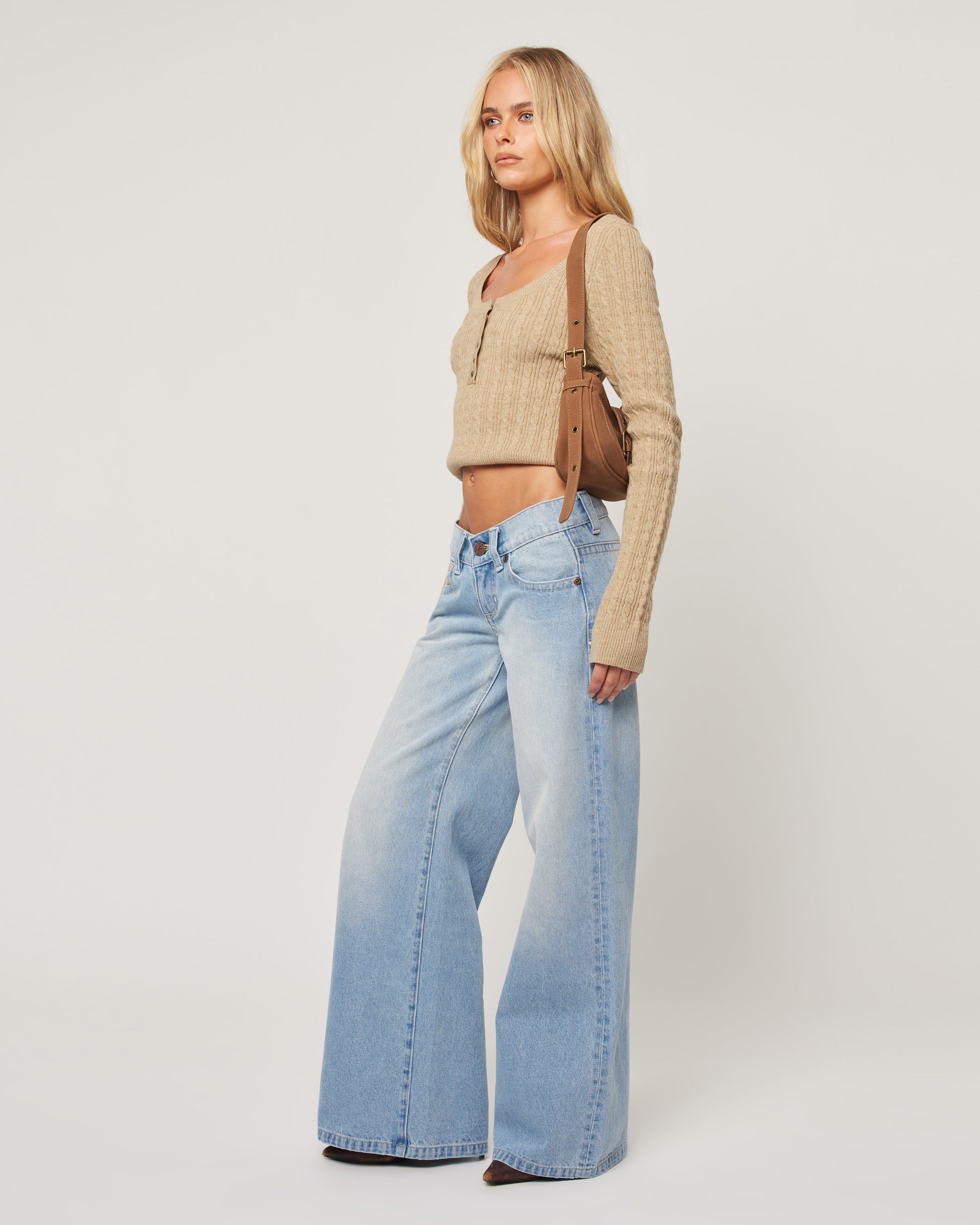 Abrand Jeans 00 Wide Kaia Worn in KAIA WORN