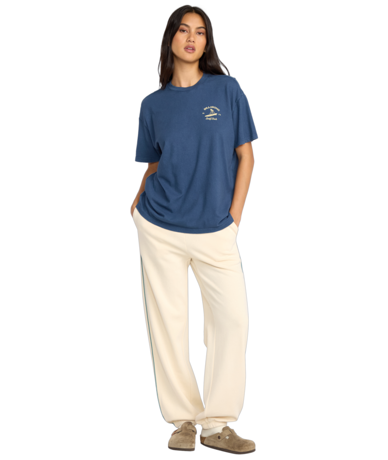 Billabong Catch Feelings Tee in NAVY