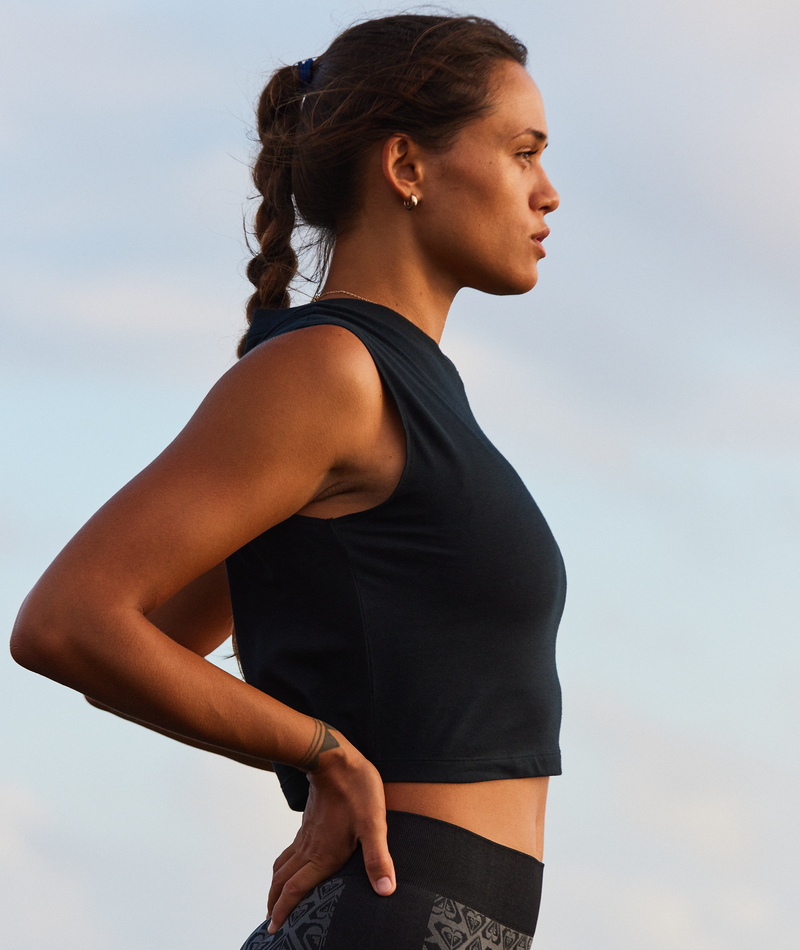 Roxy Essential Energy Boxy Tank in TRUE BLACK