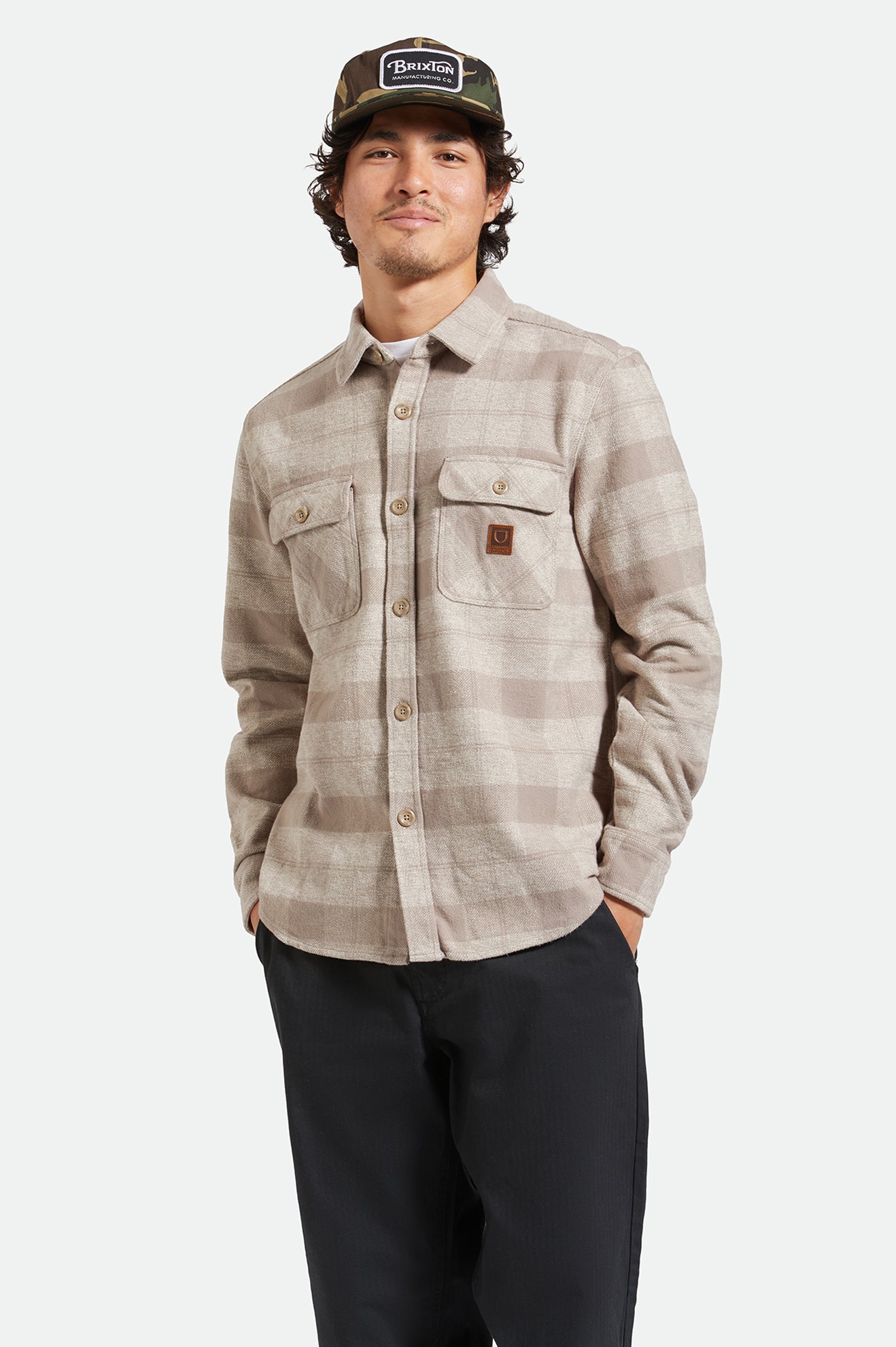 Brixton Bowery Heavy Weight L/S Flanne in OFF WHITE/CINDER GREY
