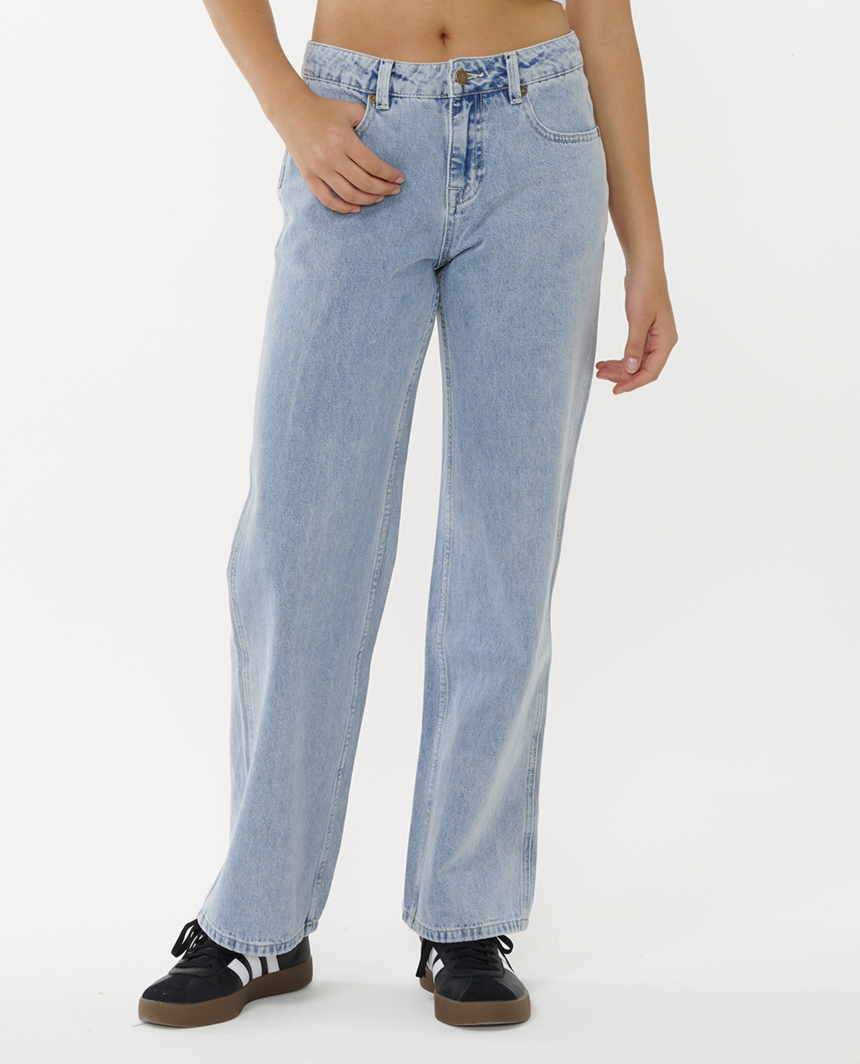 Rip Curl Aggie Relaxed Jeans in VINTAGE BLUE