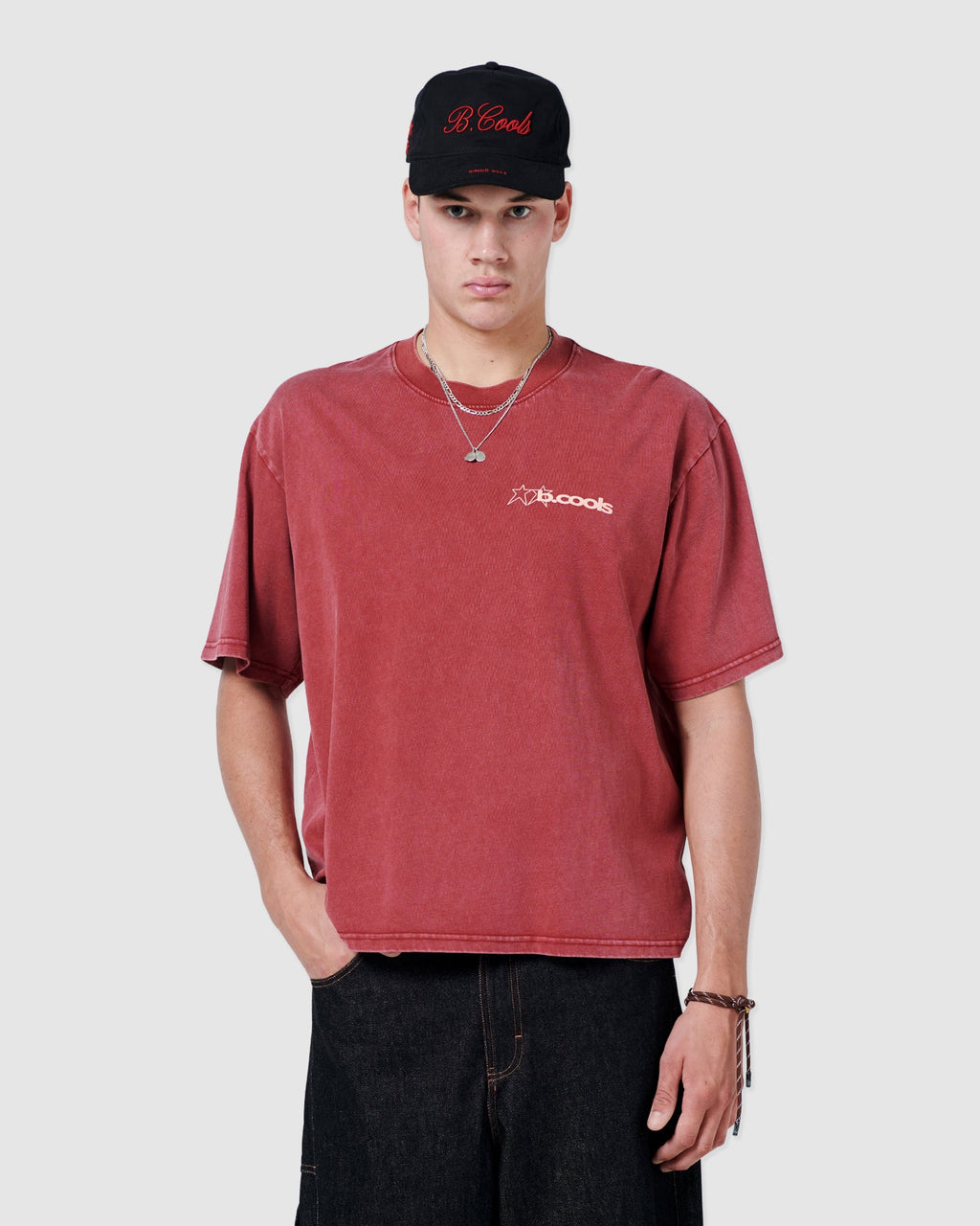 B. Cools star t-shirt red in Single