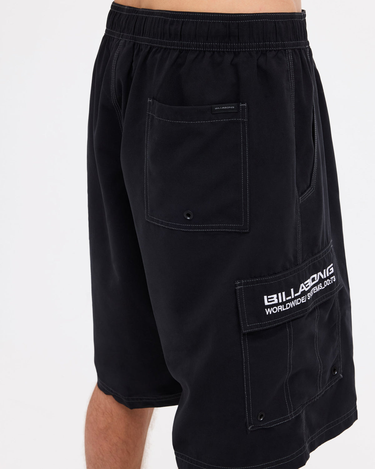 Billabong Mens Throw On 22" Boardshorts in Black