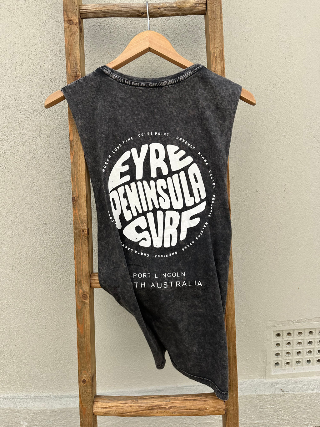 EP SURF Mens Signs Globe Tank - Black Stonewash/White