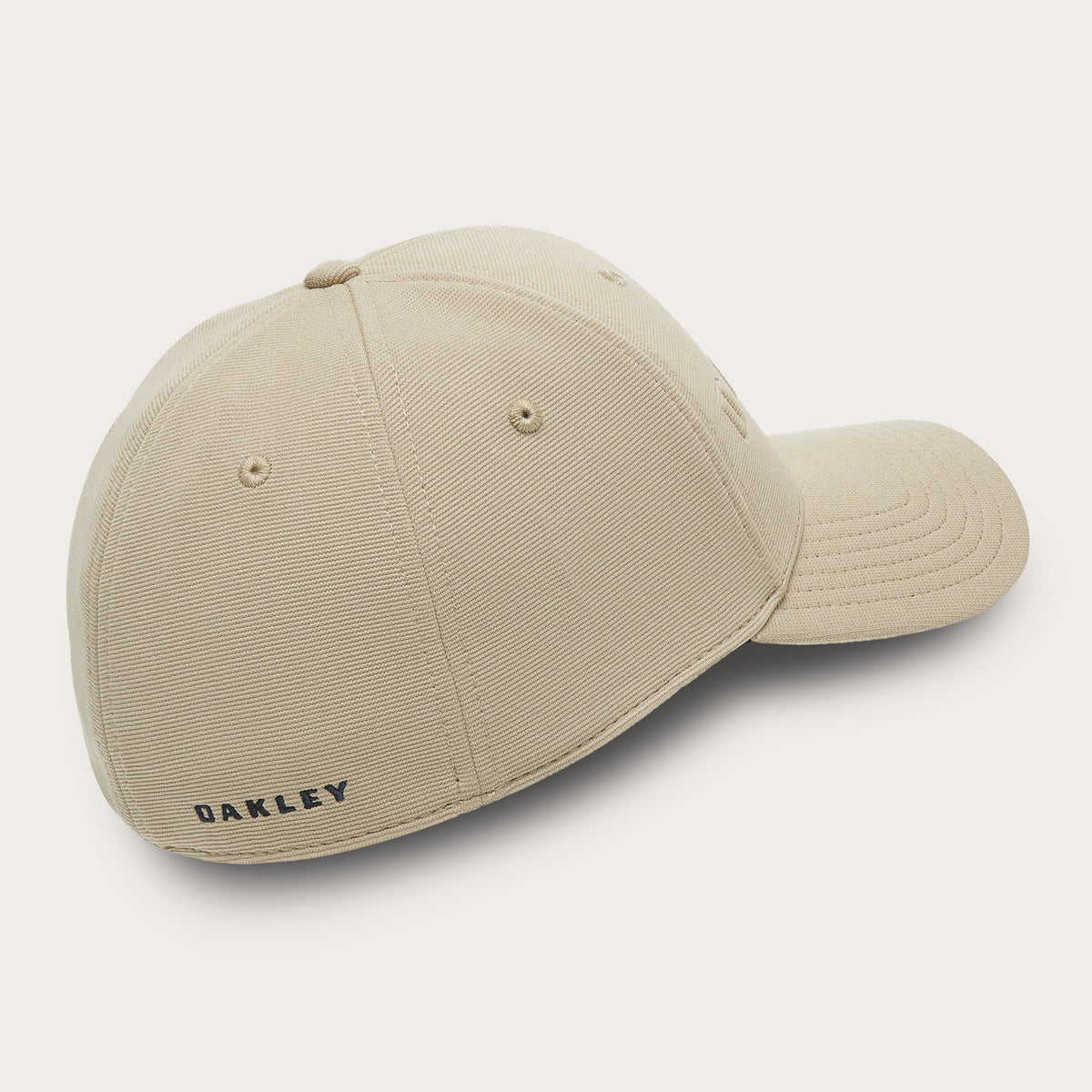 Oakley BARK EMBOSSED HAT in Pebble