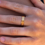 MiKi Jewellery Coral Cove Gold Ring in Single