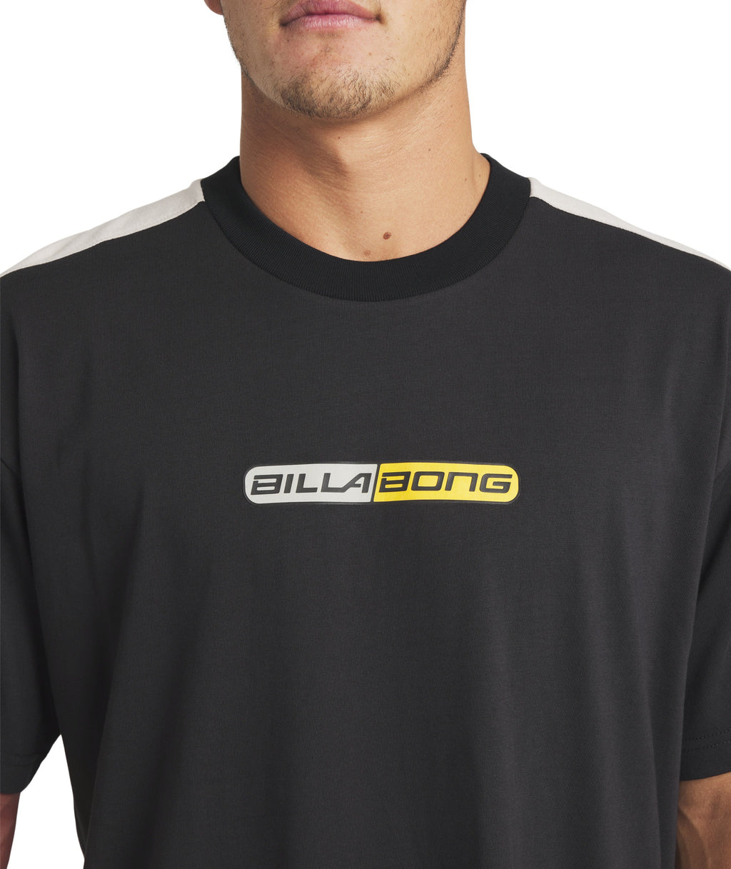 Billabong Spec Iconic Ss in WASHED BLACK