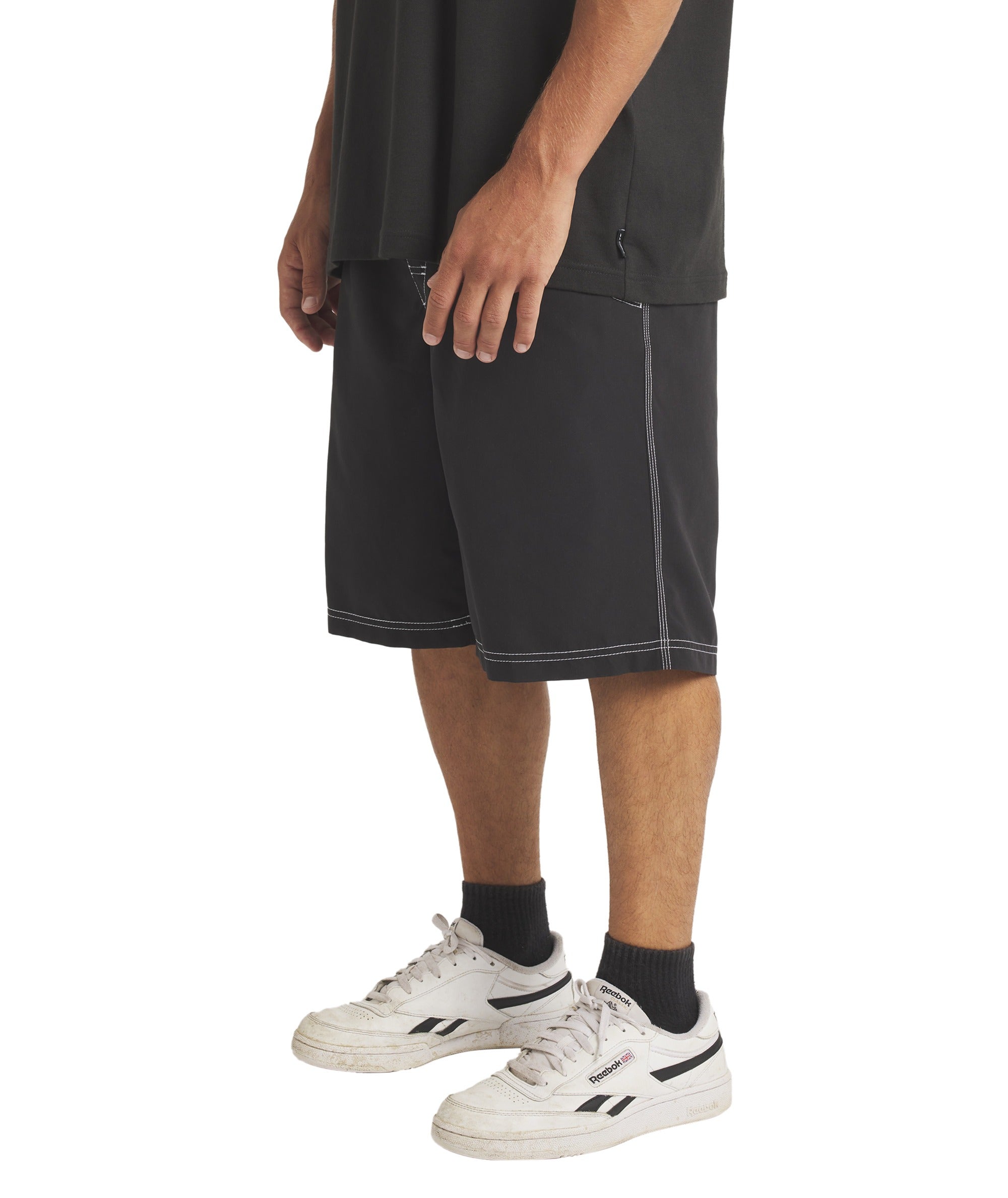 Billabong Throw On in BLACK