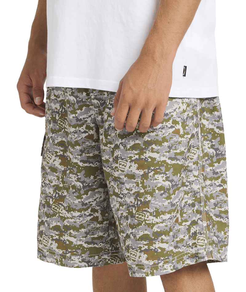 Billabong Throw On in CAMO