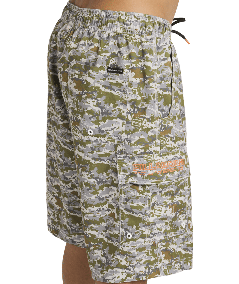 Billabong Throw On in CAMO