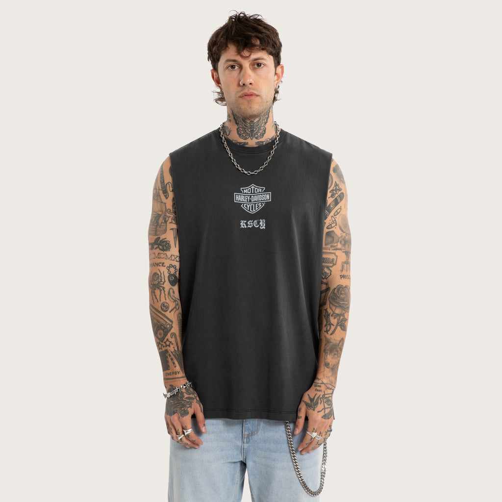 Kiss Chacey Idle Relaxed Muscle in Pigment Black