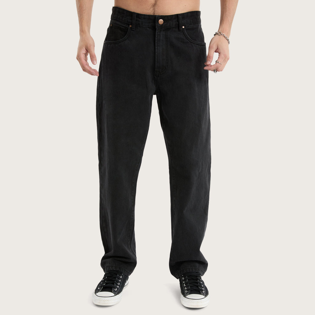Kiss Chacey K5 Relaxed Fit Jean in Black Grey