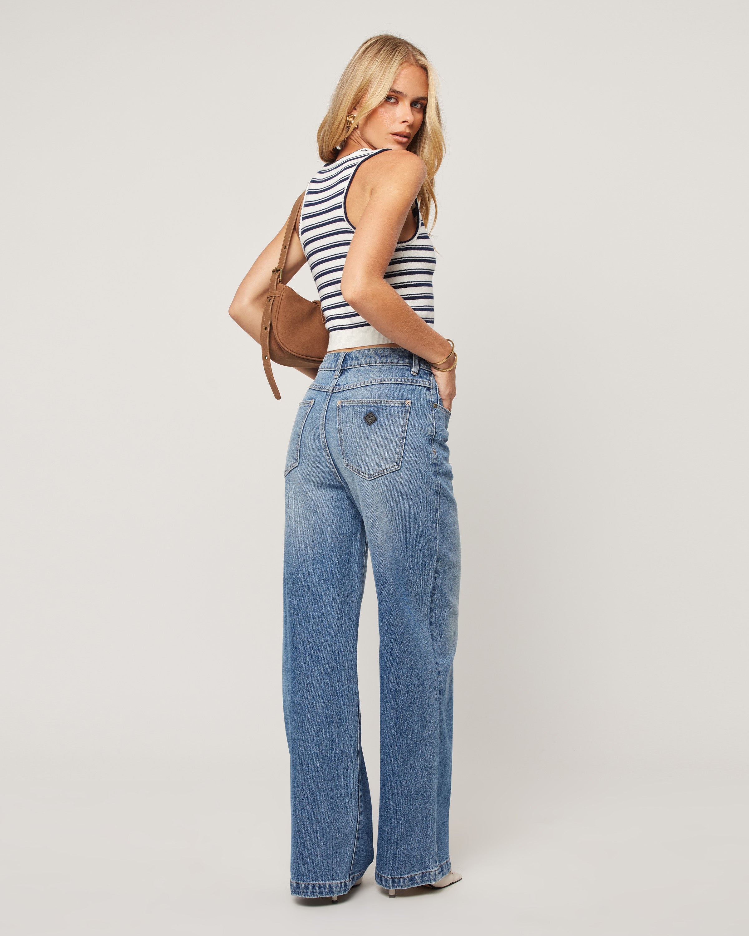 Abrand Jeans 94 Wide Paloma in PALOMA
