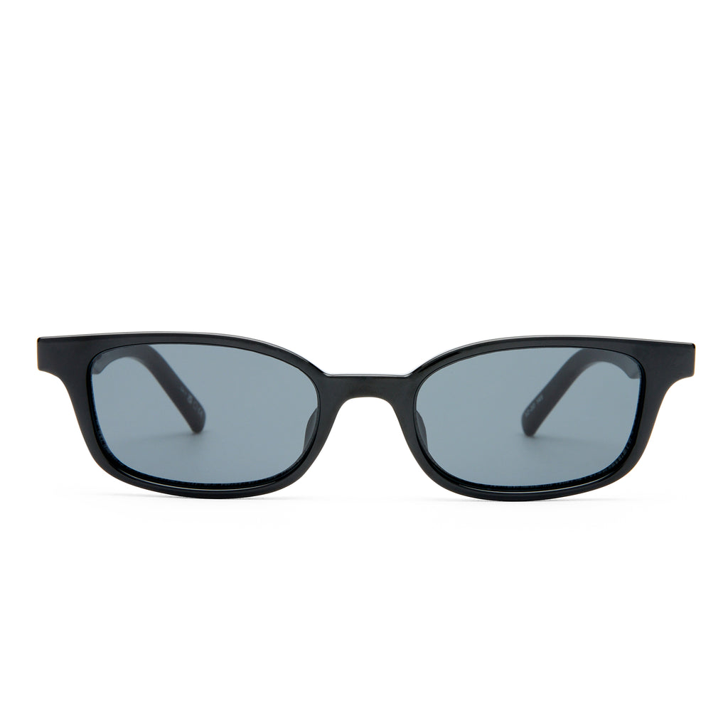Le Specs ECHELON + BLACK in SMOKE MONO