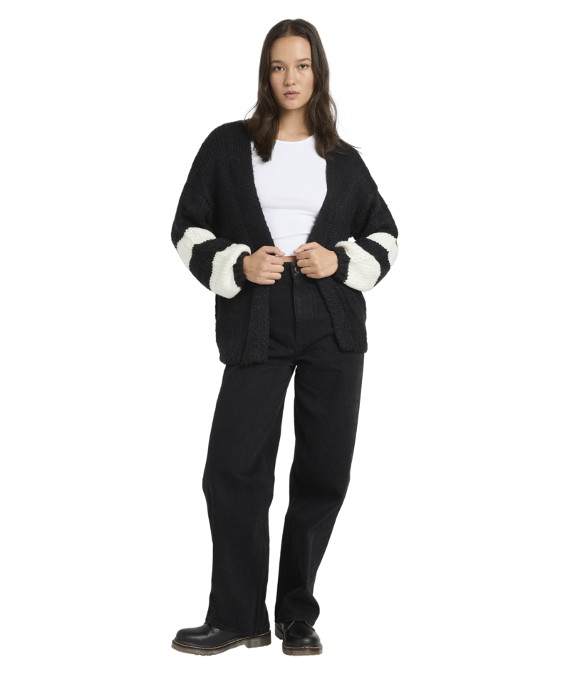 Volcom Polar Gypsy Car in Black