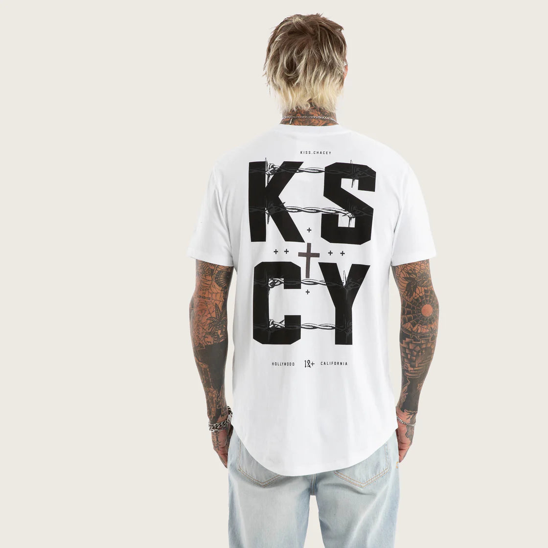 Kiss Chacey Fenced Dual Curved Tee