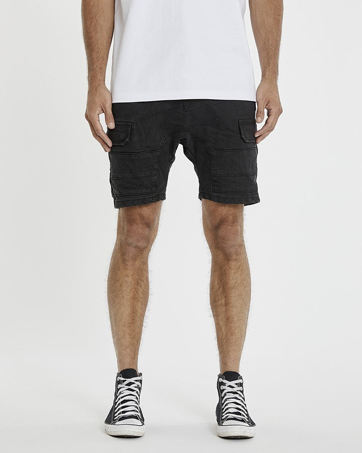 Kiss Chacey Salem Cargo Short in Obsidian Black