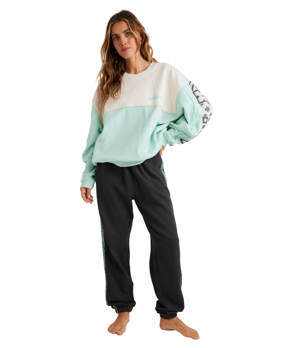 Billabong Cool Days Kendall Crew in MULTI