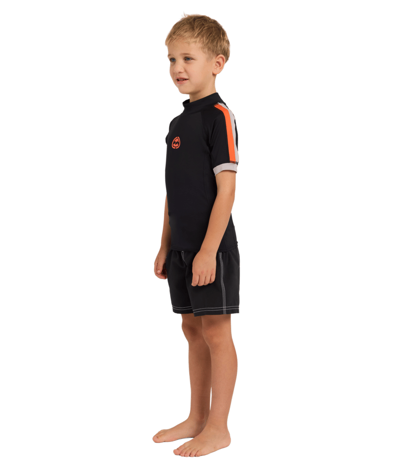 Billabong Groms Spec 73 Pf Ss in BLACK