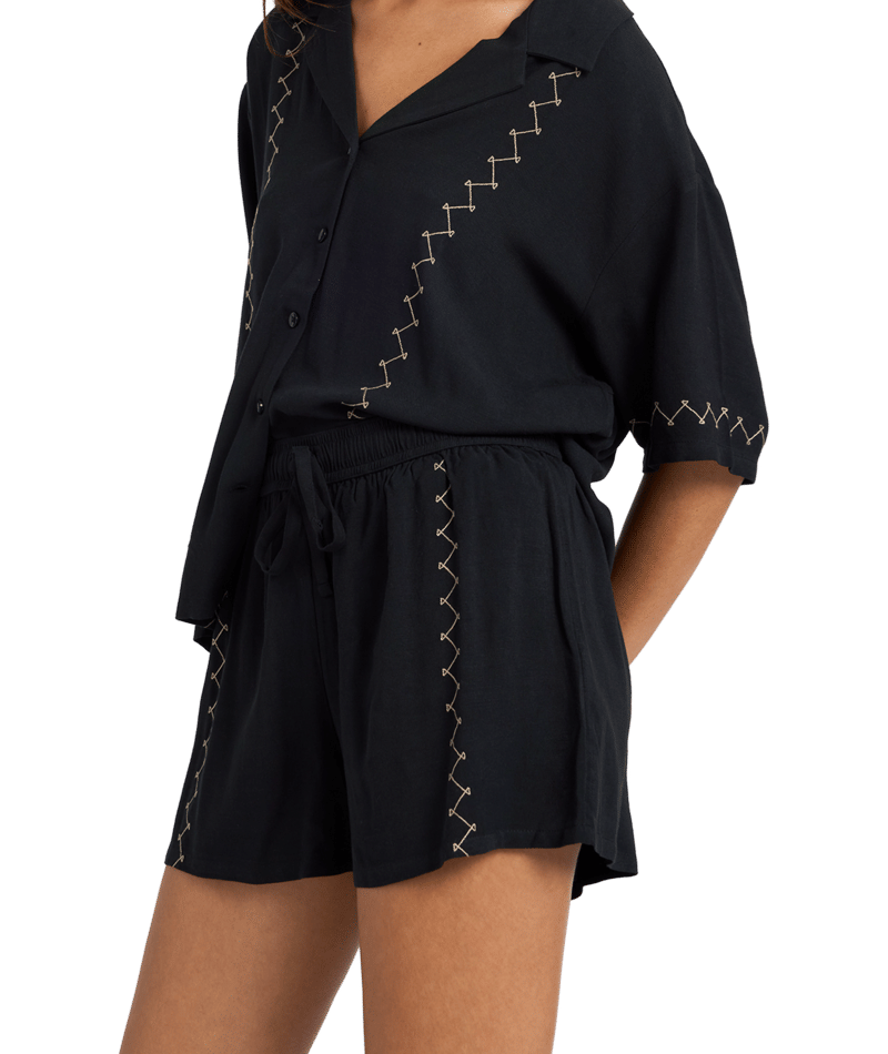 Volcom Bloomz Short in BLACK