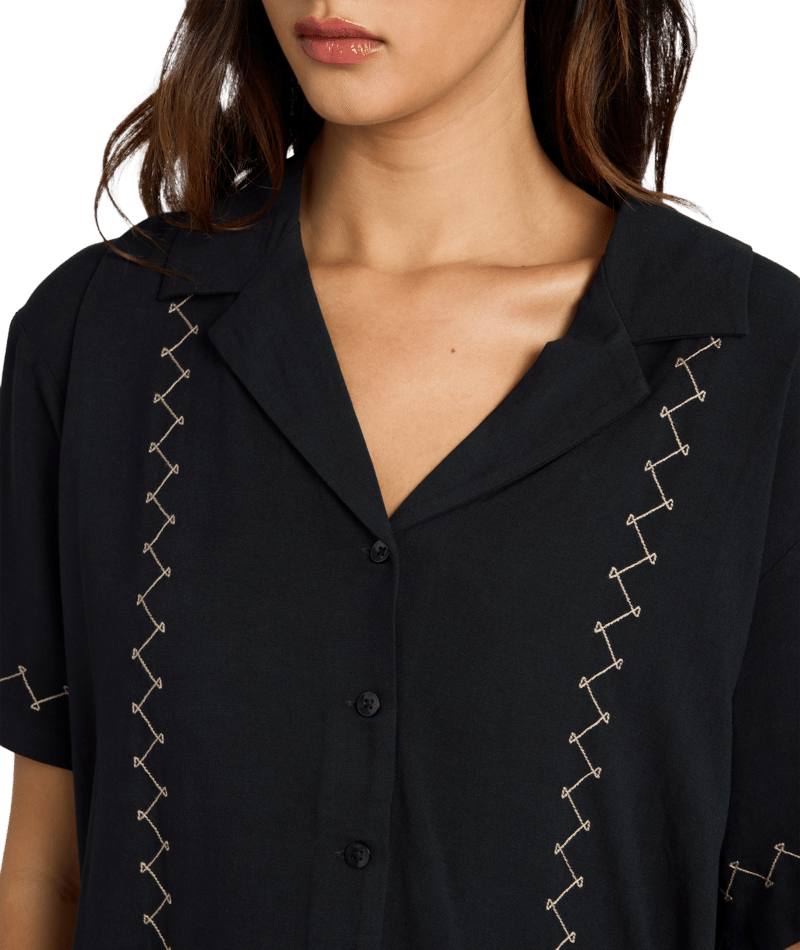 Volcom Bloomz Ss in BLACK