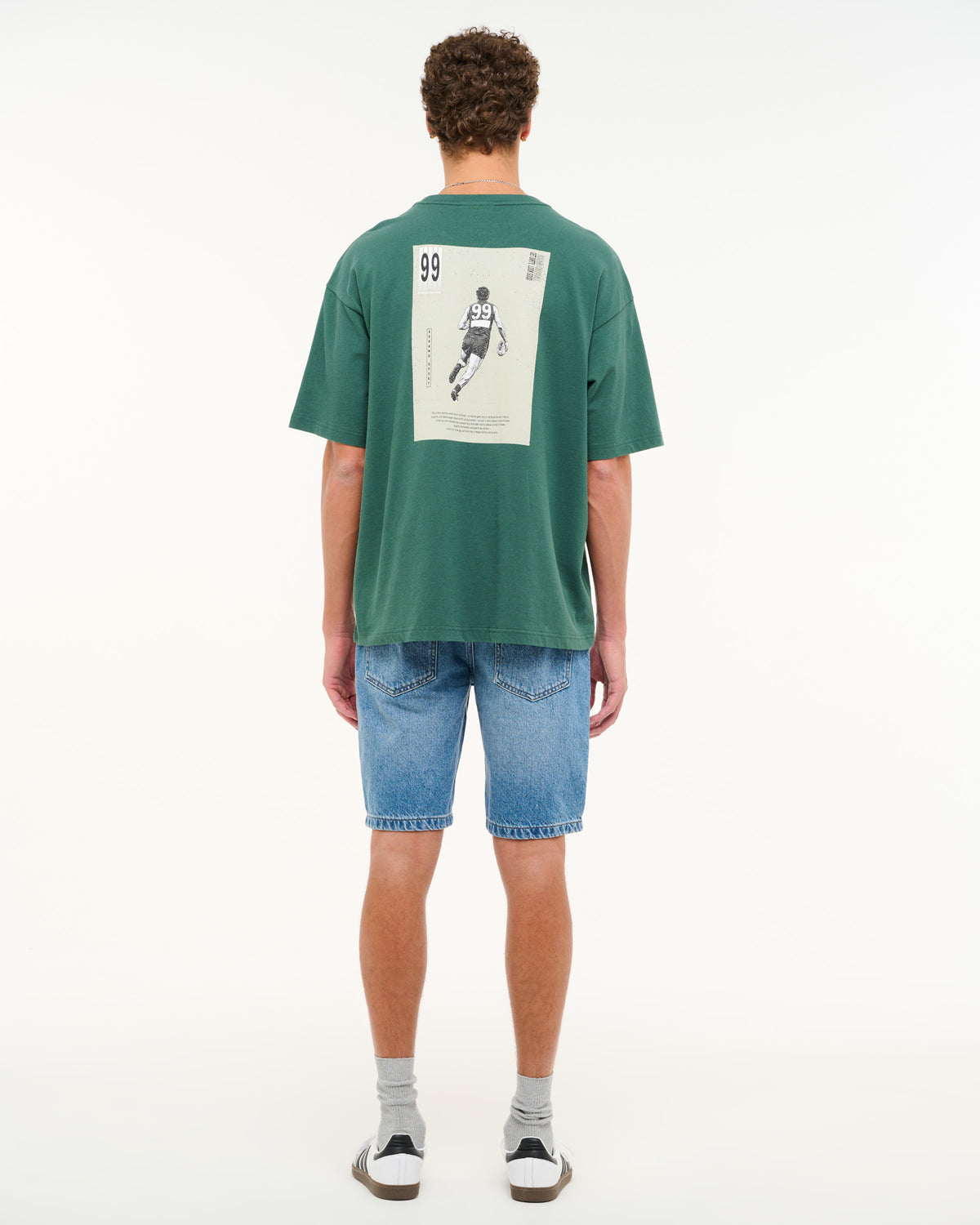 Abrand Jeans A4 Relaxed Short Neville Rcy in NEVILLE