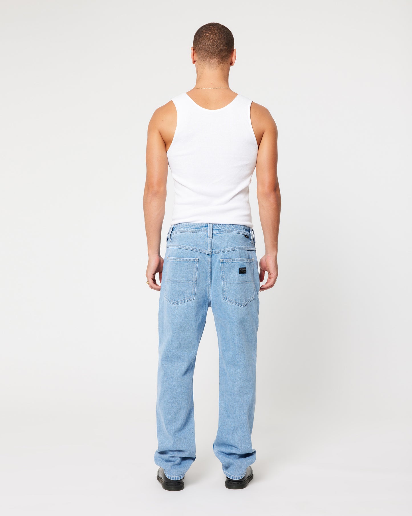 Abrand Jeans A4 Taper Derek in BLEACHED VINTAGE INDIGO