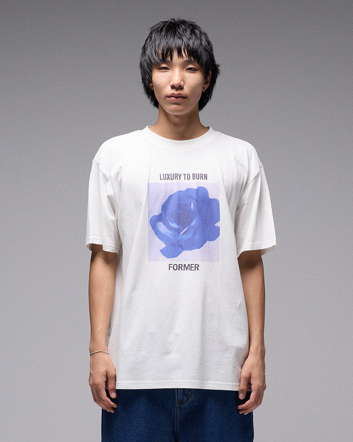 Former Another Flower T-Shirt in OYSTER