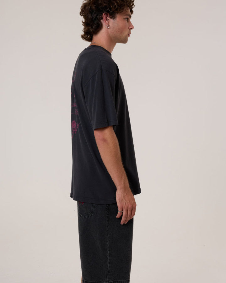 Thrills Appreciation Box Fit Oversize Cropped Tee - Washed Black in Washed Black