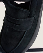 Vans SKATE LOAFER SUEDE BLACK/BLACK in Suede Black/Black