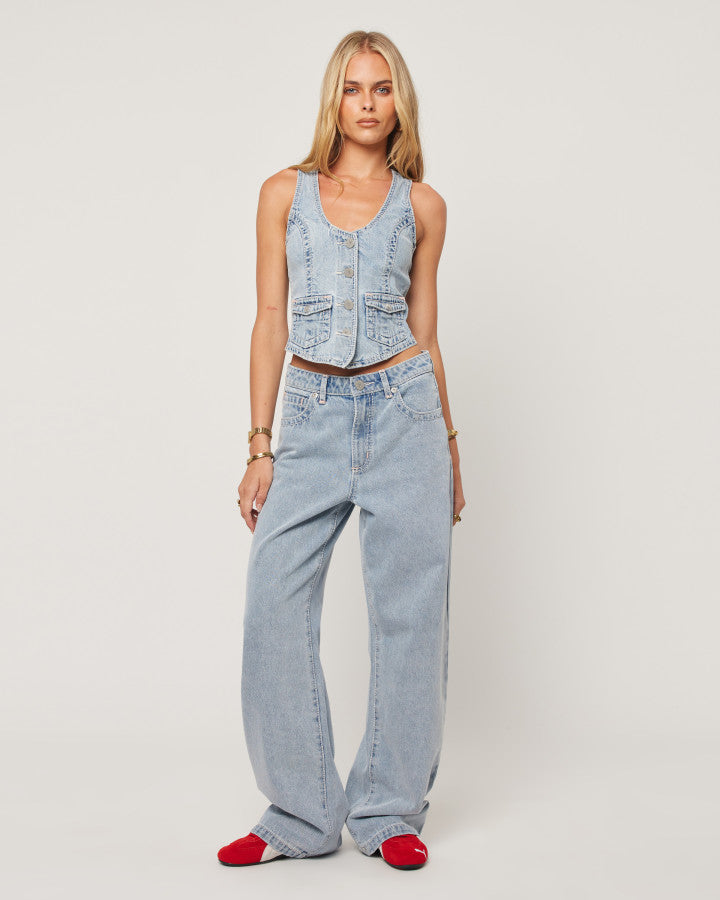 Abrand Jeans Be Mine Vest Avril in AVRIL