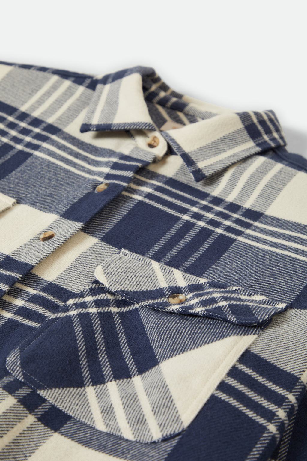 Brixton Bowery W Classic Flannel in AZURE BLUE/WHITECAP PLAID