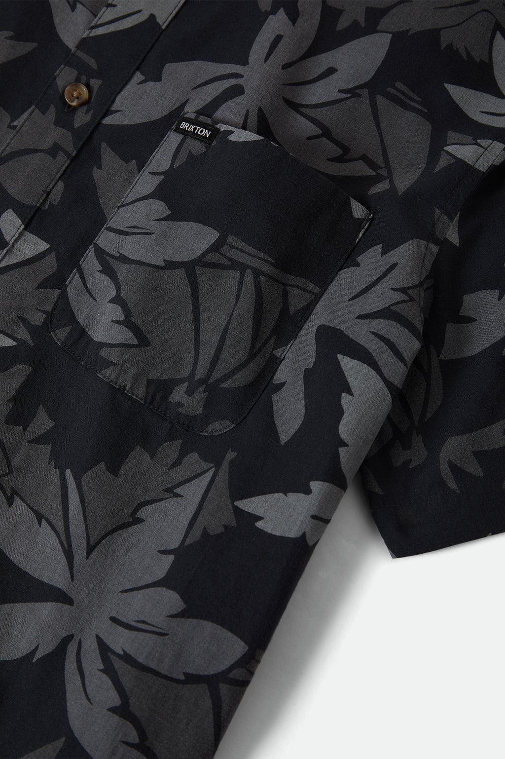 Brixton Charter Print S/S Wvn in BLACK/TROOPER/FUTURE GREY PALM