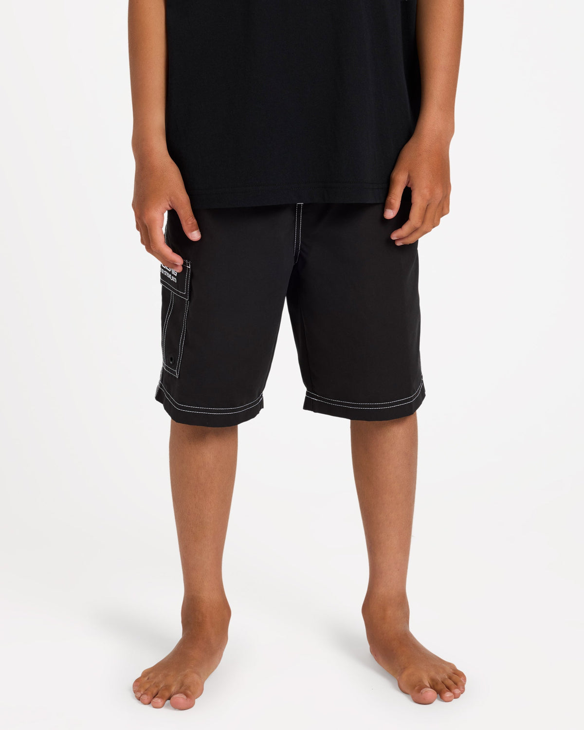 Billabong Boys 8-16 Throw On Boardshorts in Black