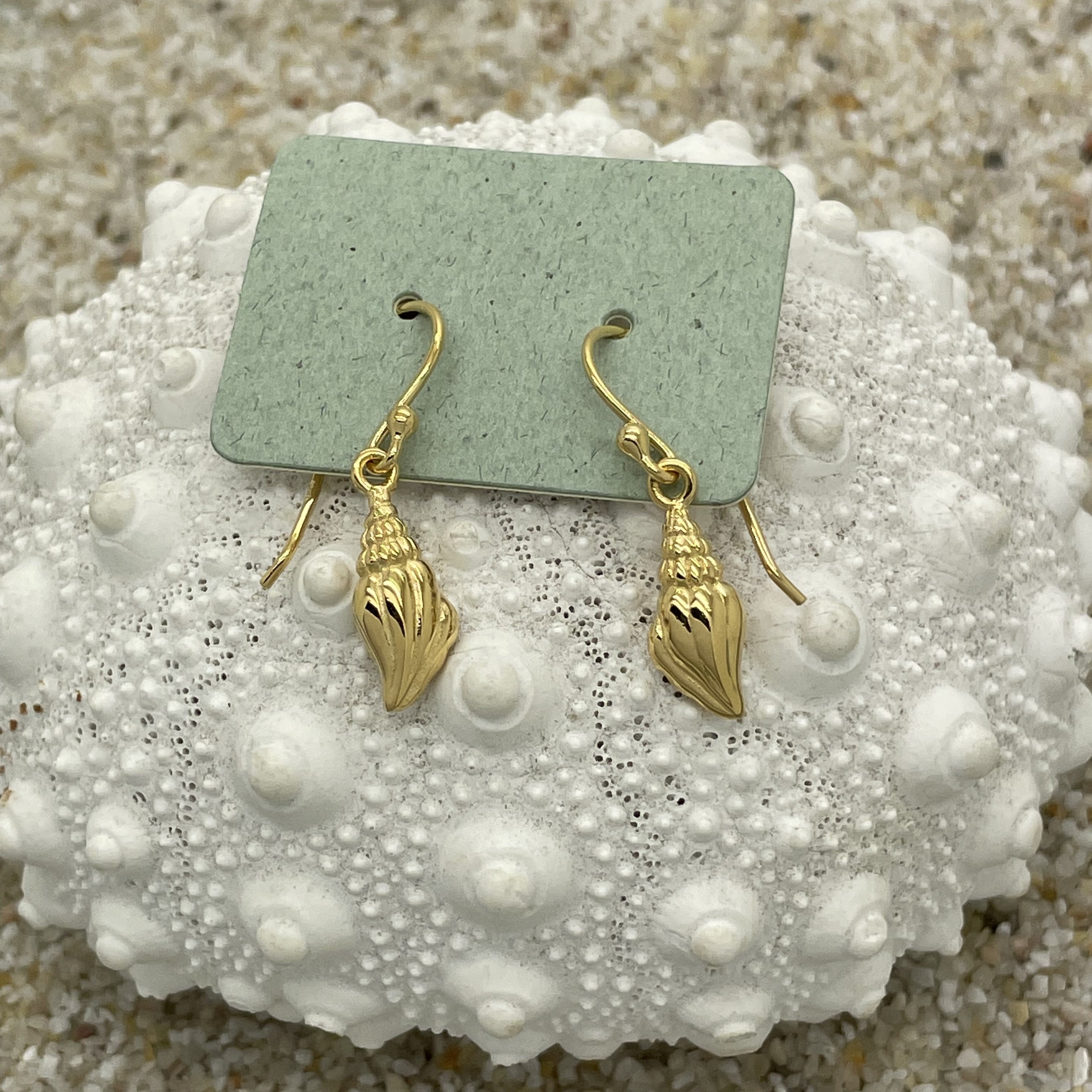 MiKi Jewellery Seashell Gold Drop in Default Title