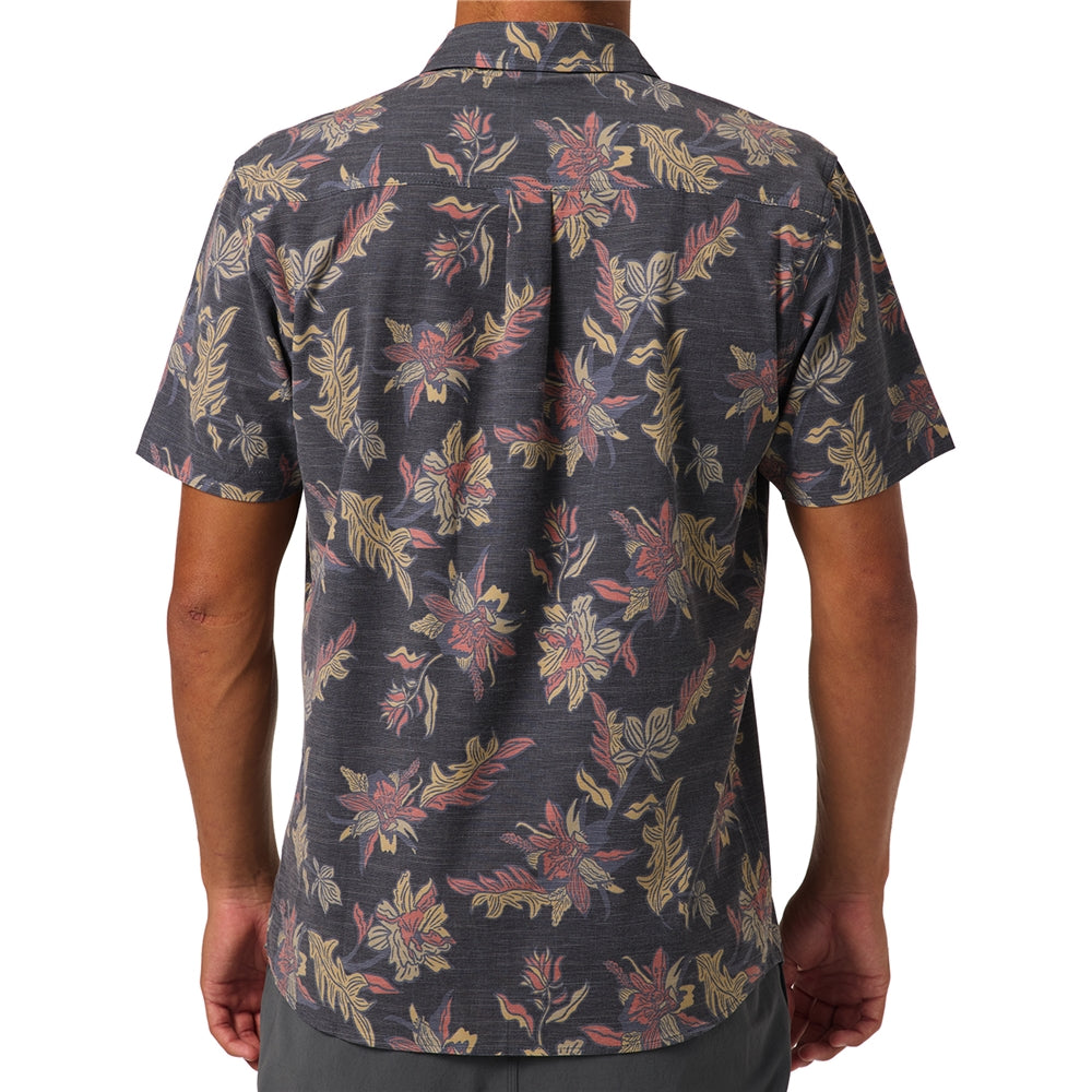 O'Neill Upf Slub Standard Ss Woven Shirt in BLK BLACK