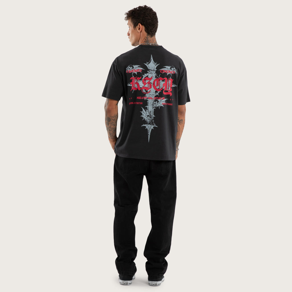 Kiss Chacey Underground Box Fit Tee in Pigment Anthracite