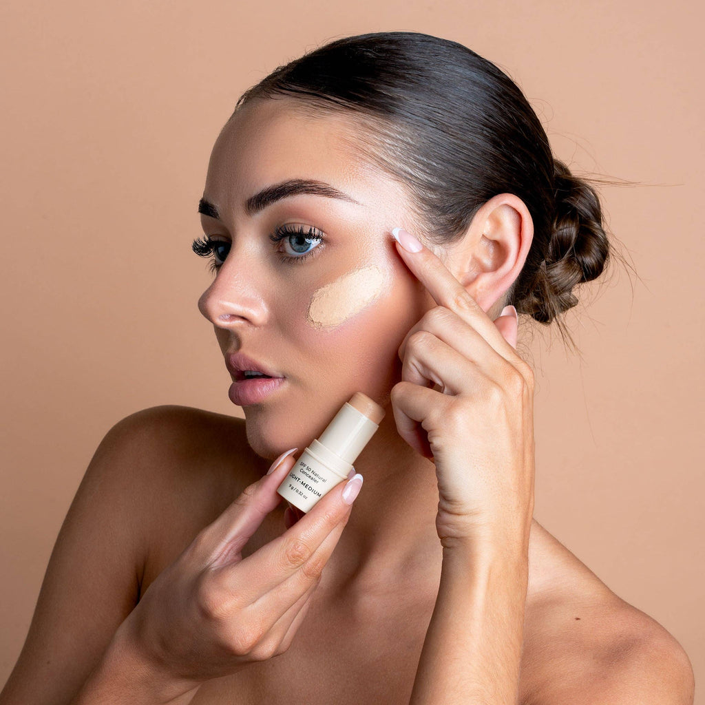 Avocado Zinc Spf 50 Natural Concealer in Medium-Dark