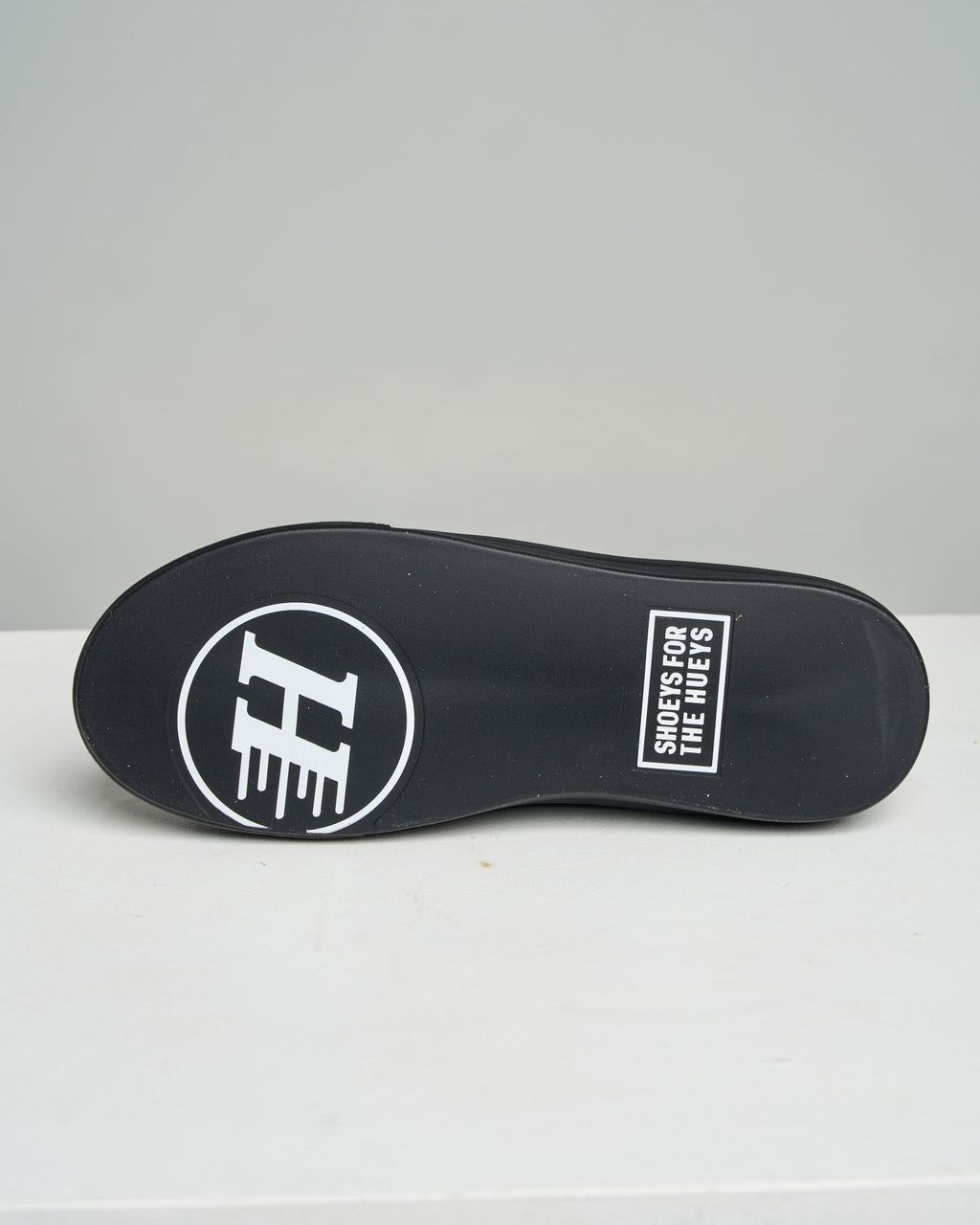 The Mad Hueys Emergency | Shoey - Black in BLACK