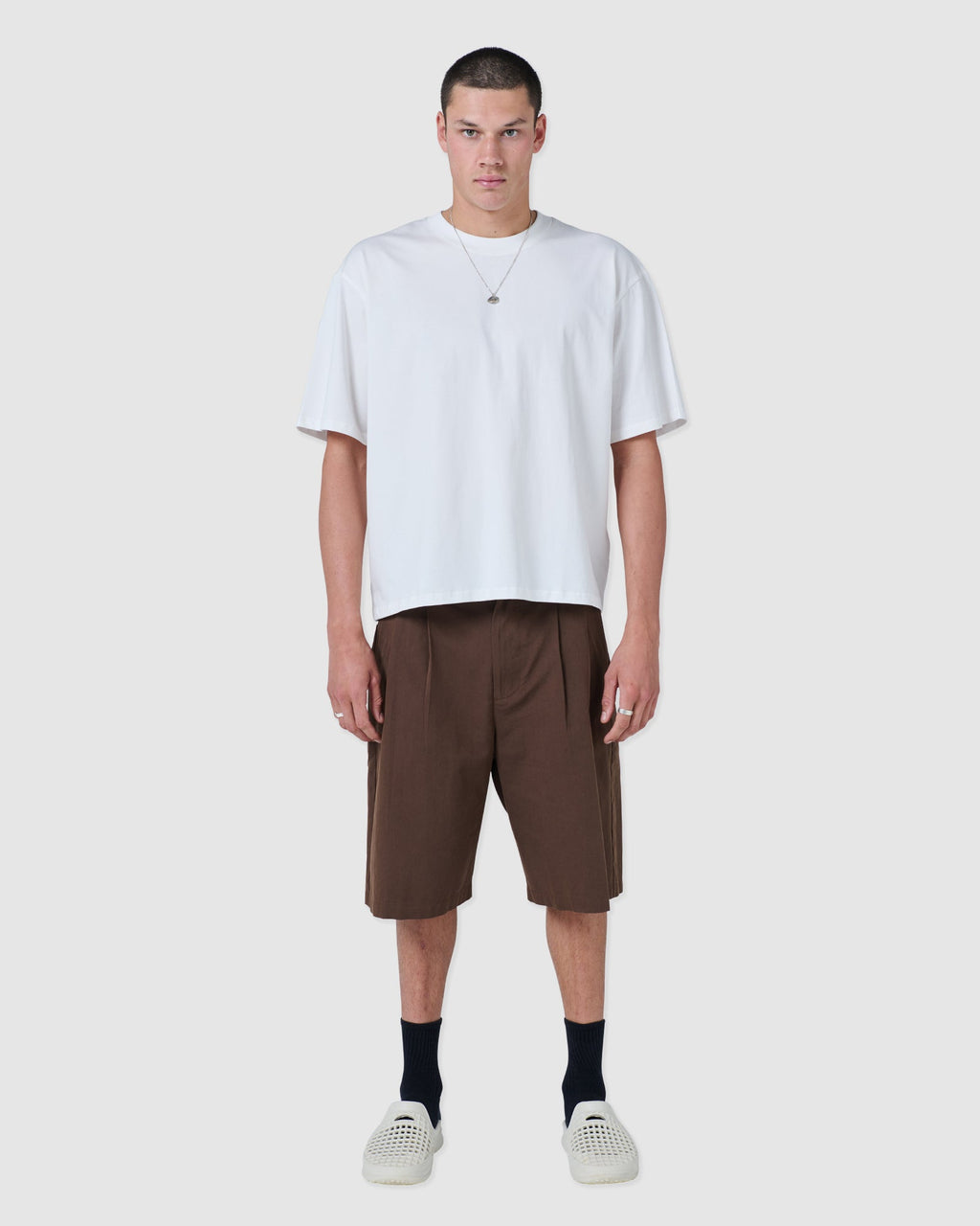 B. Cools pleat short chocolate in Single