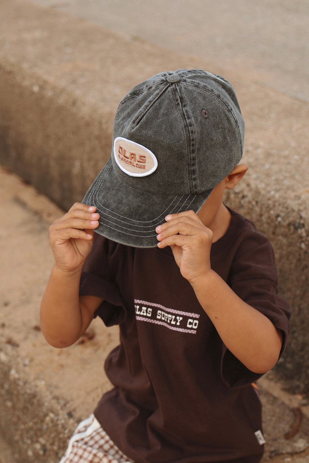 Olas Supply Co OUTBACK MINI CAP WASHED BLACK in OS