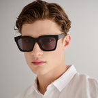 Le Specs WEEKEND RIOT MATTE BLACK in SMOKE MONO POLARIZED