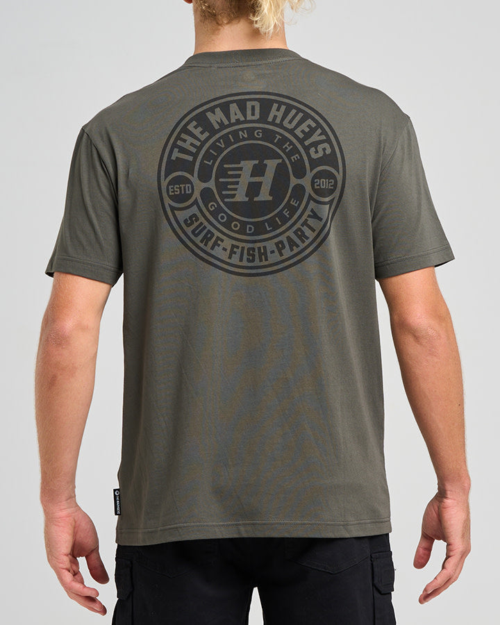 The Mad Hueys Hueys Good Life | Ss Tee - Charcoal in CHARCOAL