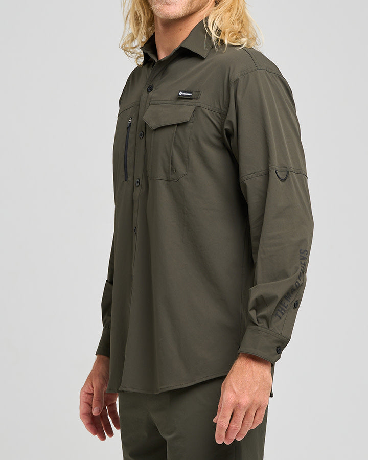 The Mad Hueys Hueys Good Life | Upf 50+ Fishing Shirt - Oil Green in OIL GREEN