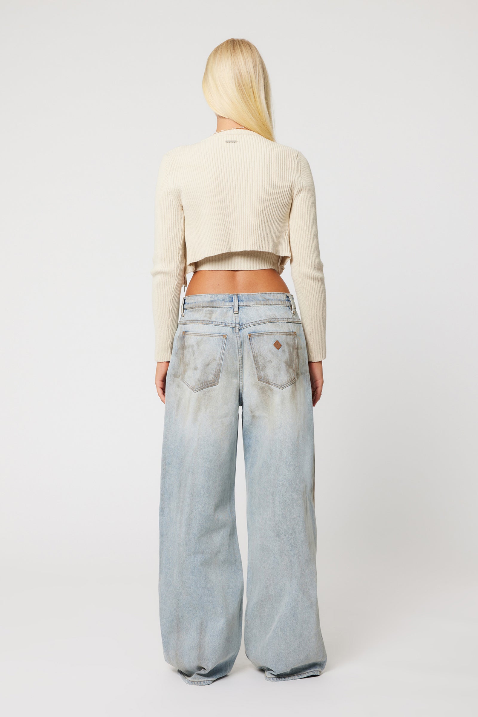 Abrand Jeans Nicky Zip Through Knit in BONE