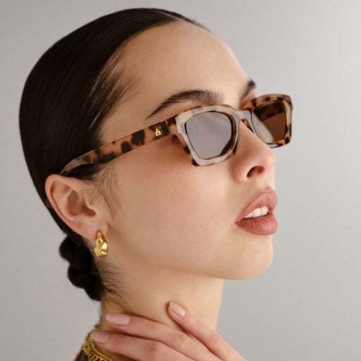 Le Specs Sculptor in COOKIE TORT