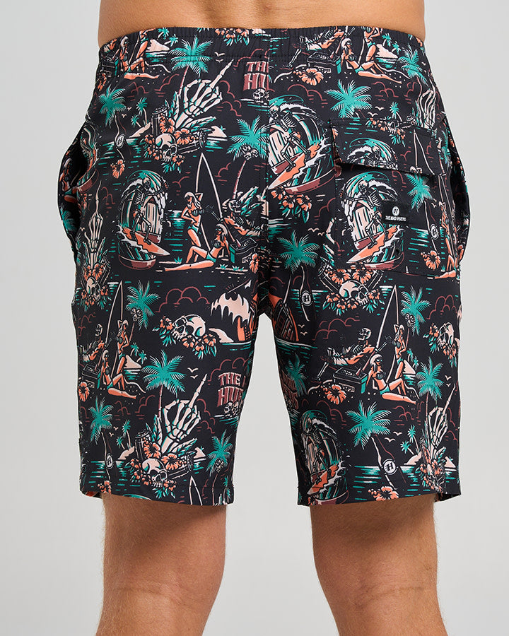 The Mad Hueys She'Ll Be Right | 18" Swim Volley - Black in BLACK