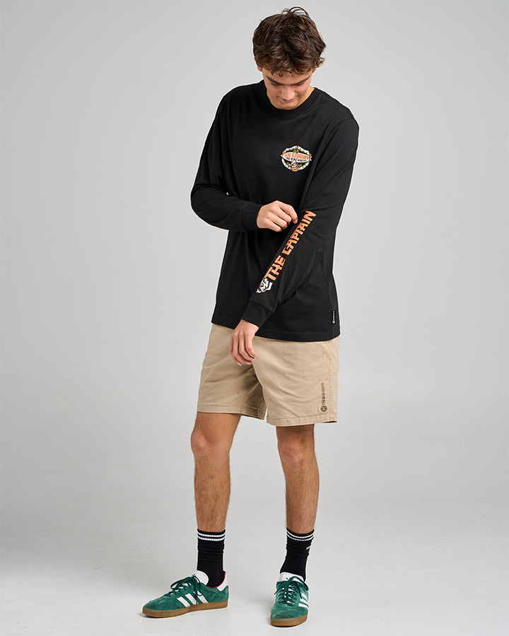 The Mad Hueys The Tiki Captain | Ls Tee - Black in BLACK